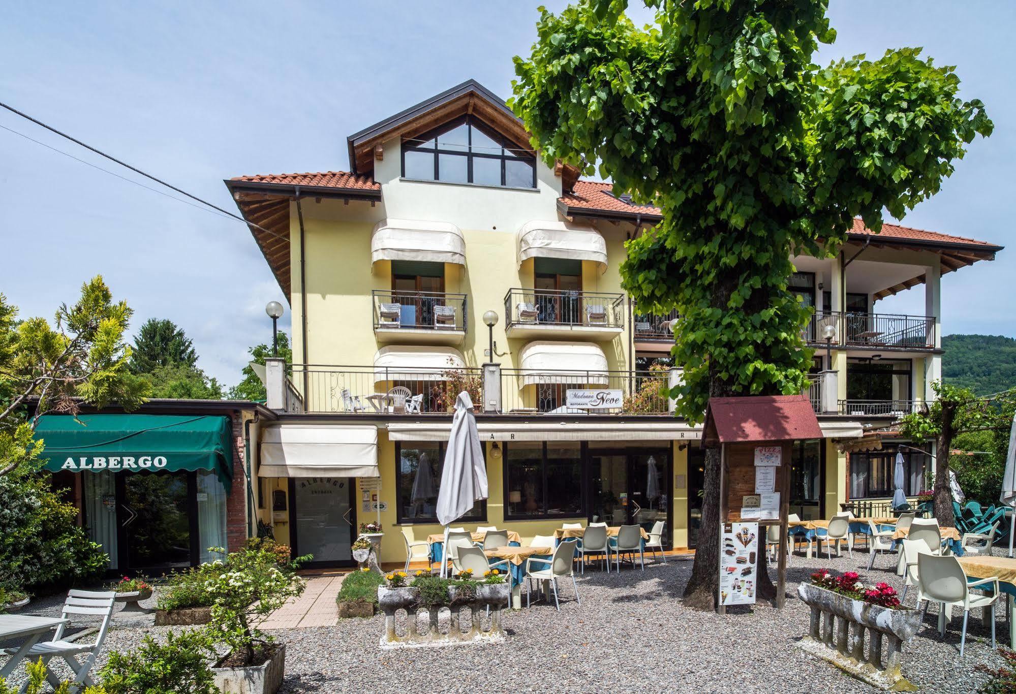 Madonna Della Neve Hotel Pettenasco Exterior foto